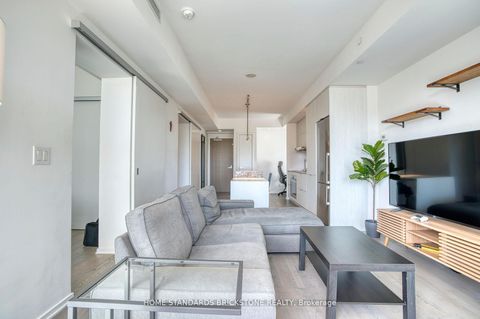 Photo 17 at 1306 - 1 Bloor Street E, Yonge Corridor, Toronto Photo 17 at 1306 - 1 Bloor Street E, Yonge Corridor, Toronto