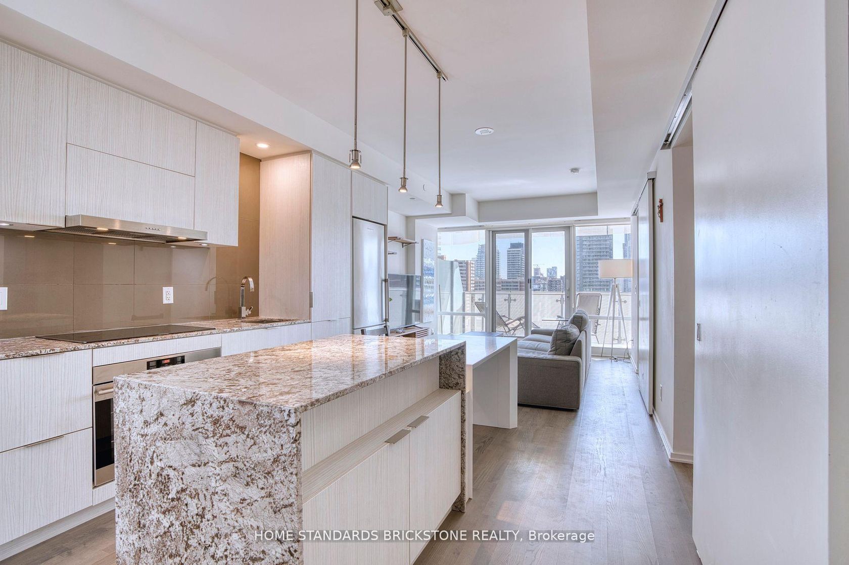 1306 - 1 Bloor Street E, Yonge Corridor, Toronto 