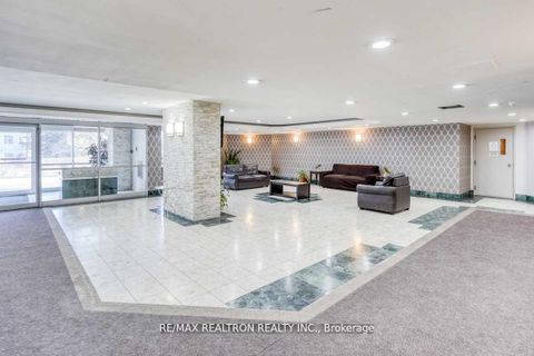 Photo 2 at 201 - 41 Markbrook Lane, Jamestown, Toronto