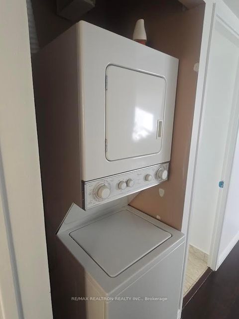 Photo 3 at 201 - 41 Markbrook Lane, Jamestown, Toronto