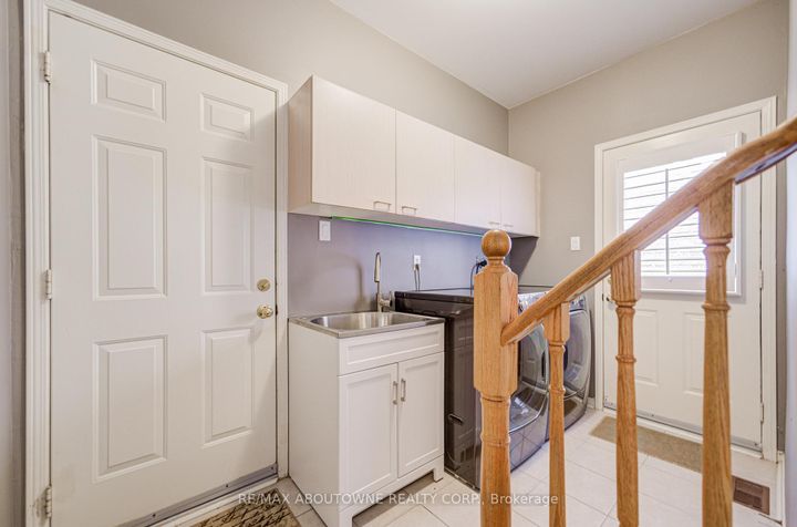 Photo 13 at 3041 Caulfield Crescent, Churchill Meadows, Mississauga