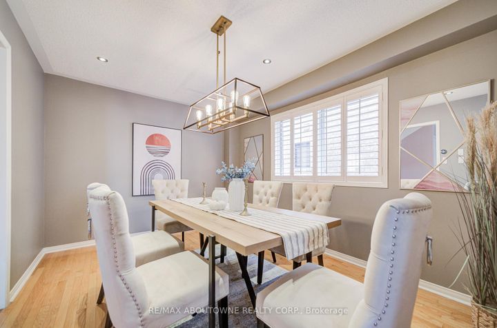 Photo 15 at 3041 Caulfield Crescent, Churchill Meadows, Mississauga