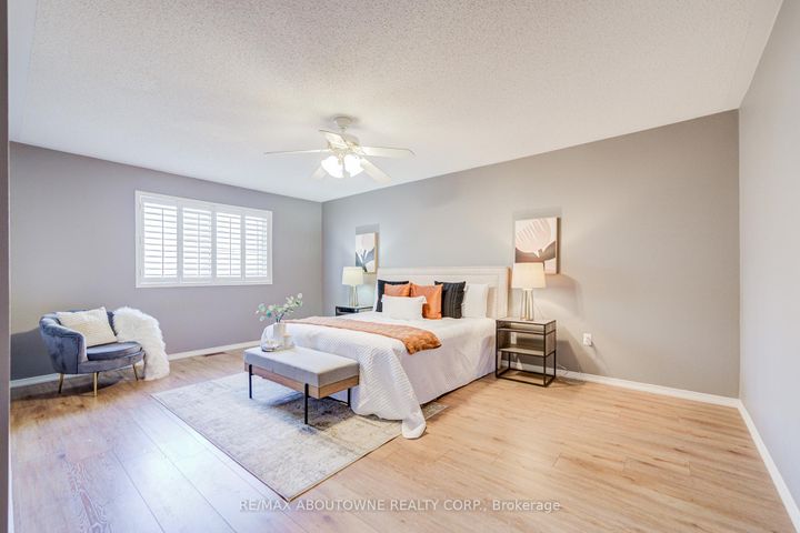Photo 32 at 3041 Caulfield Crescent, Churchill Meadows, Mississauga