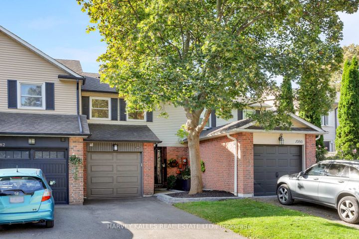 Photo 1 at 1084 Bordeaux Court, Lorne Park, Mississauga