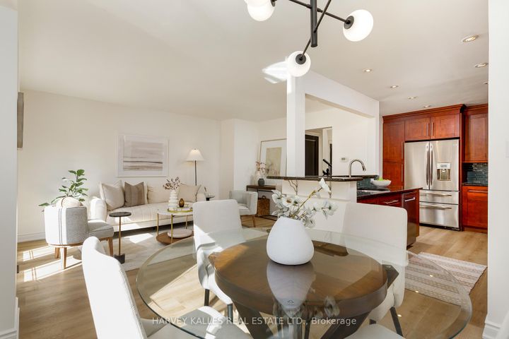 Photo 10 at 1084 Bordeaux Court, Lorne Park, Mississauga