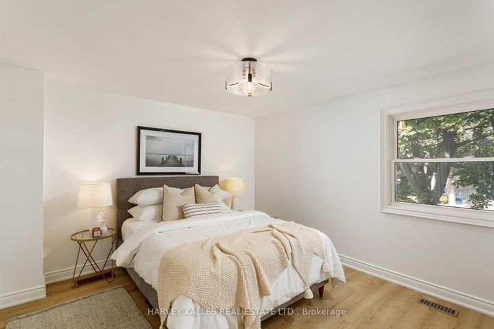Photo 29 at 1084 Bordeaux Court, Lorne Park, Mississauga