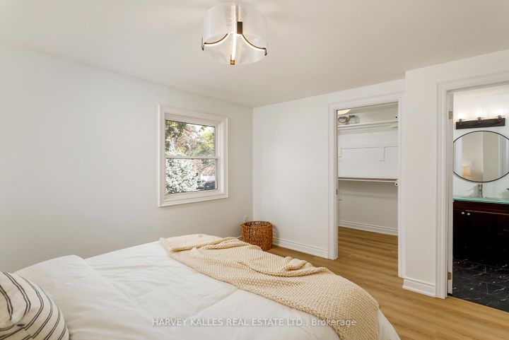 Photo 30 at 1084 Bordeaux Court, Lorne Park, Mississauga