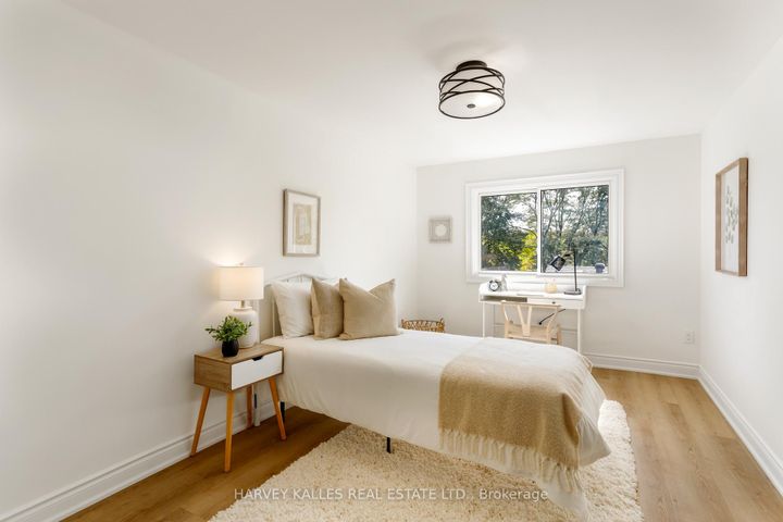 Photo 35 at 1084 Bordeaux Court, Lorne Park, Mississauga