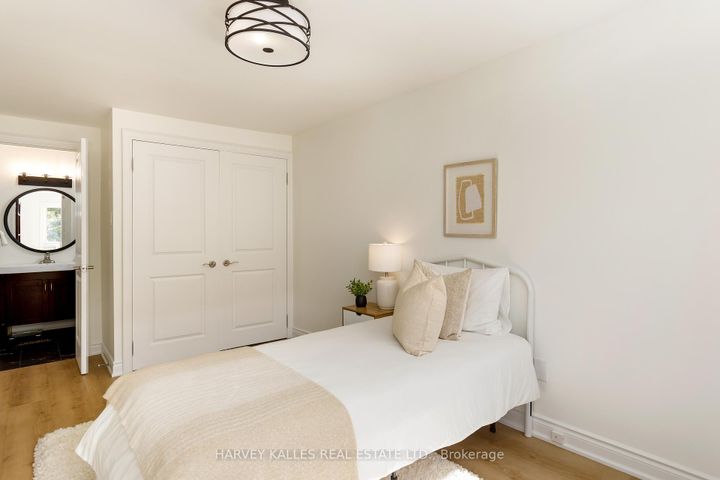 Photo 36 at 1084 Bordeaux Court, Lorne Park, Mississauga