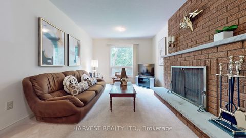 Photo 16 at 57 Summitcrest Drive, Devonsleigh, Richmond Hill Photo 16 at 57 Summitcrest Drive, Devonsleigh, Richmond Hill