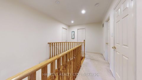 Photo 20 at 57 Summitcrest Drive, Devonsleigh, Richmond Hill Photo 20 at 57 Summitcrest Drive, Devonsleigh, Richmond Hill