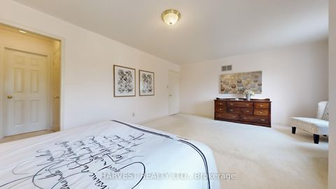 Photo 31 at 57 Summitcrest Drive, Devonsleigh, Richmond Hill