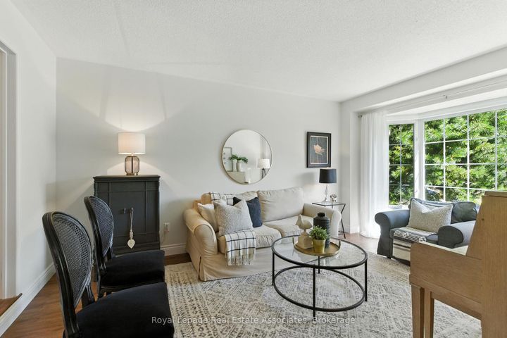 Photo 6 at 34 Curry Crescent, Georgetown, Halton Hills