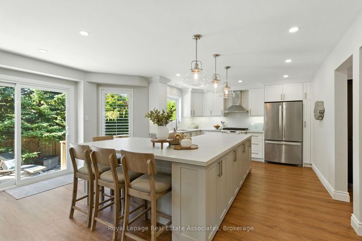 Photo 10 at 34 Curry Crescent, Georgetown, Halton Hills