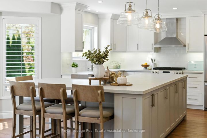 Photo 15 at 34 Curry Crescent, Georgetown, Halton Hills