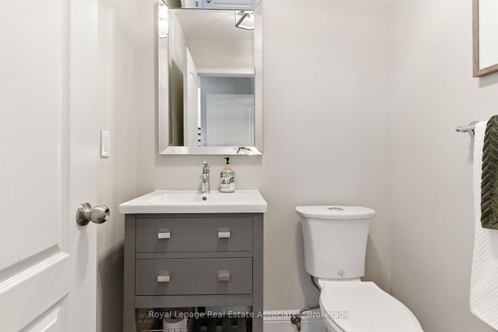 Photo 26 at 34 Curry Crescent, Georgetown, Halton Hills