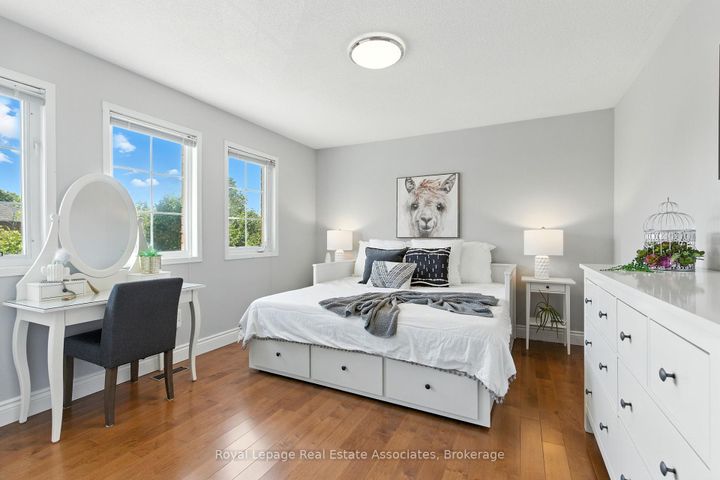 Photo 34 at 34 Curry Crescent, Georgetown, Halton Hills