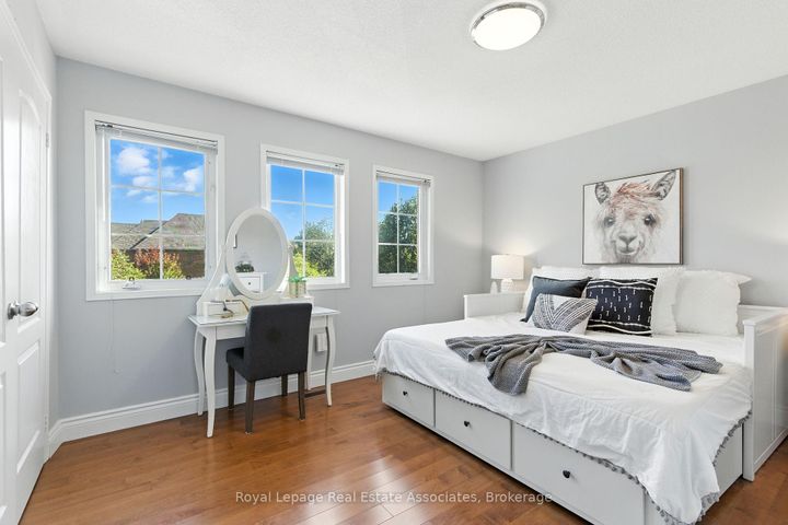Photo 35 at 34 Curry Crescent, Georgetown, Halton Hills