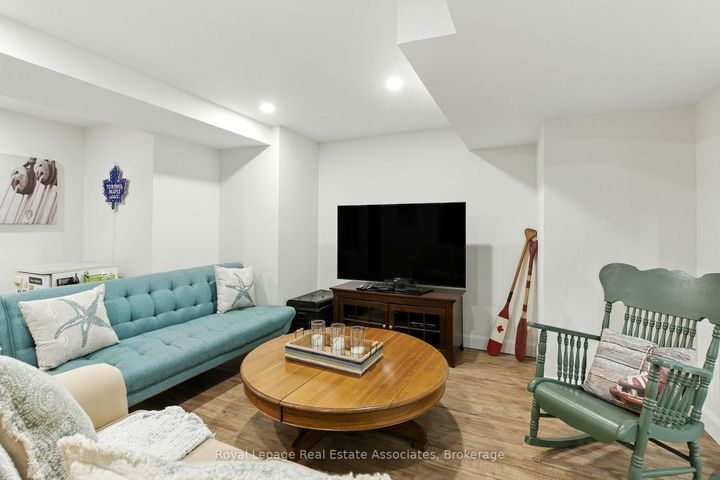 Photo 42 at 34 Curry Crescent, Georgetown, Halton Hills