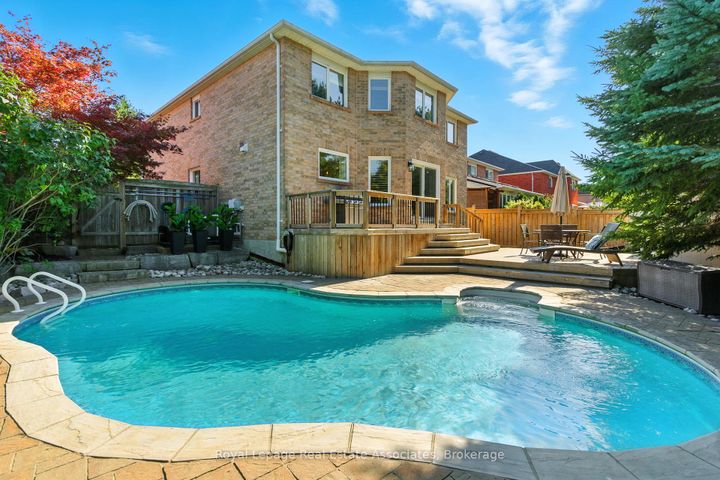 Photo 44 at 34 Curry Crescent, Georgetown, Halton Hills