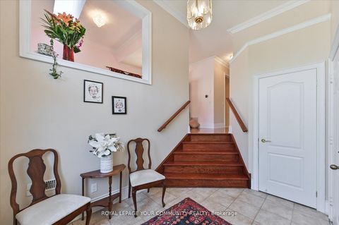 Photo 4 at 38 Brass Drive, Jefferson, Richmond Hill