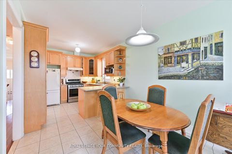 Photo 18 at 38 Brass Drive, Jefferson, Richmond Hill