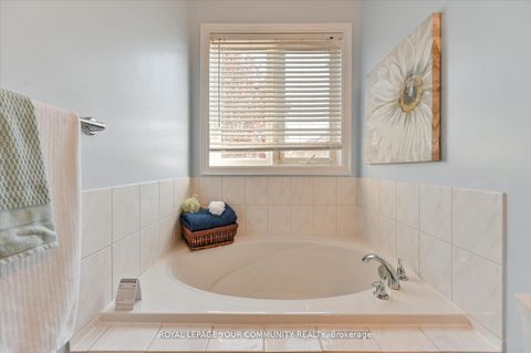 Photo 22 at 38 Brass Drive, Jefferson, Richmond Hill