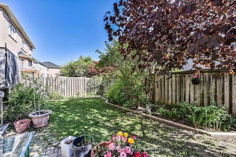 Photo 33 at 38 Brass Drive, Jefferson, Richmond Hill