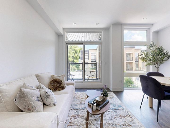 Photo 5 at 105 - 23 Eldora Avenue, Newtonbrook West, Toronto