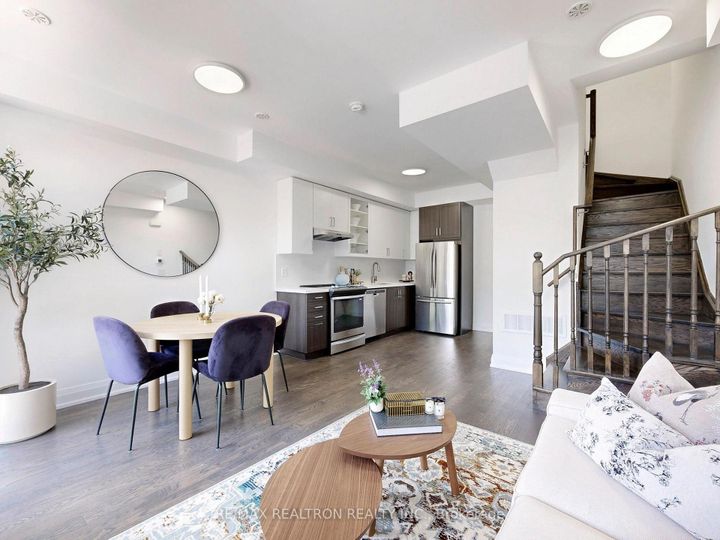 Photo 8 at 105 - 23 Eldora Avenue, Newtonbrook West, Toronto