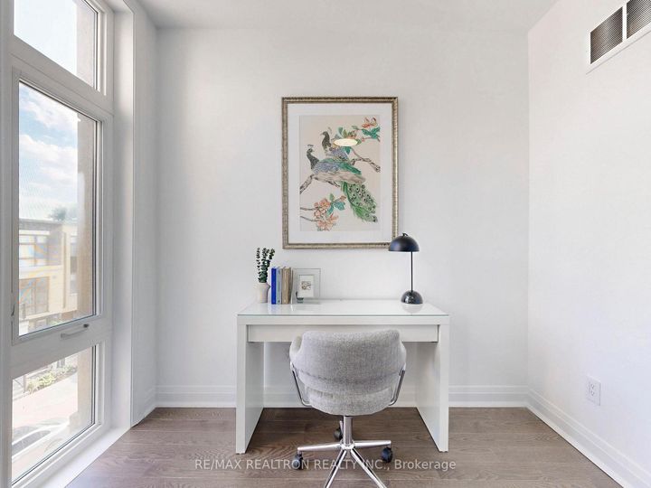 Photo 28 at 105 - 23 Eldora Avenue, Newtonbrook West, Toronto