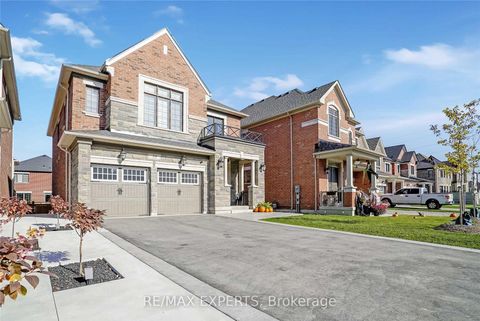 Photo 1 at 38 Chorus Crescent, Kleinburg, Vaughan