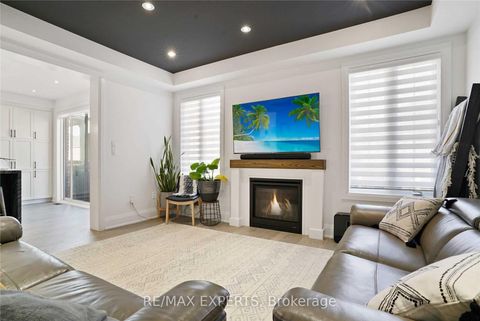 Photo 8 at 38 Chorus Crescent, Kleinburg, Vaughan