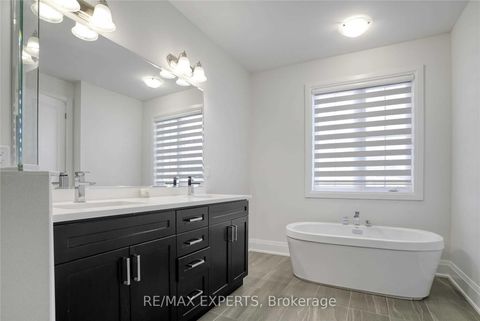 Photo 19 at 38 Chorus Crescent, Kleinburg, Vaughan