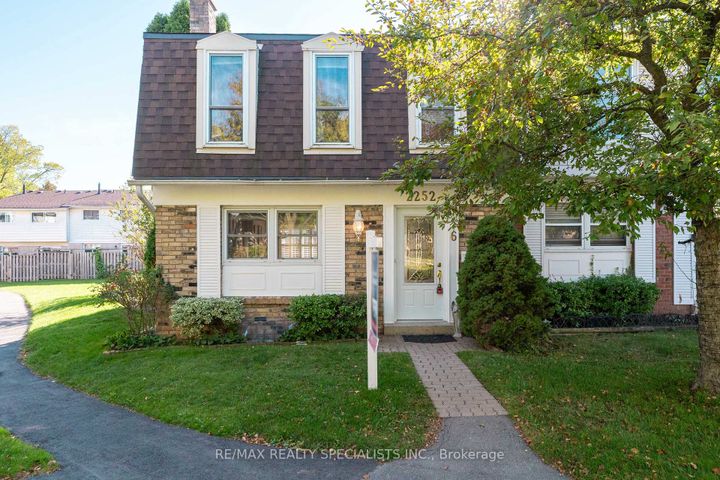 Photo 1 at 6 - 2252 Upper Middle Road, Brant Hills, Burlington