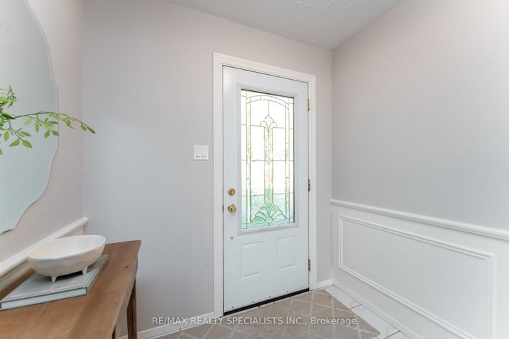 Photo 6 at 6 - 2252 Upper Middle Road, Brant Hills, Burlington