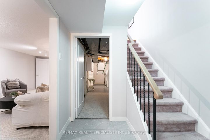 Photo 26 at 6 - 2252 Upper Middle Road, Brant Hills, Burlington