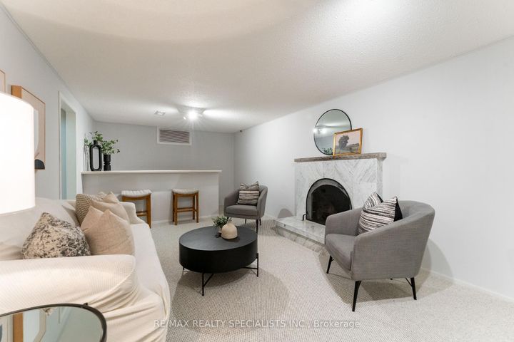 Photo 30 at 6 - 2252 Upper Middle Road, Brant Hills, Burlington