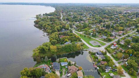 Photo 8 at 381 Walter Drive, Keswick South, Georgina