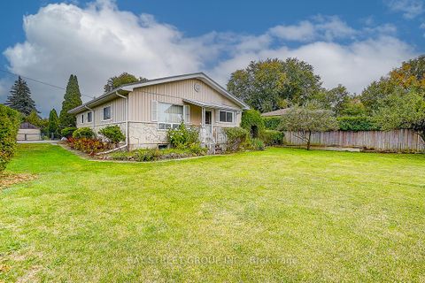 Photo 16 at 381 Walter Drive, Keswick South, Georgina