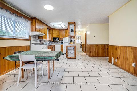 Photo 26 at 381 Walter Drive, Keswick South, Georgina