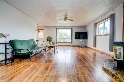 Photo 34 at 381 Walter Drive, Keswick South, Georgina