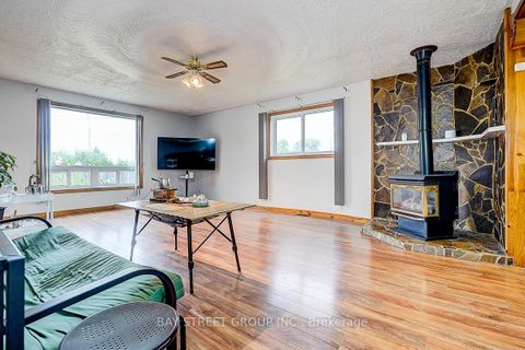 Photo 36 at 381 Walter Drive, Keswick South, Georgina