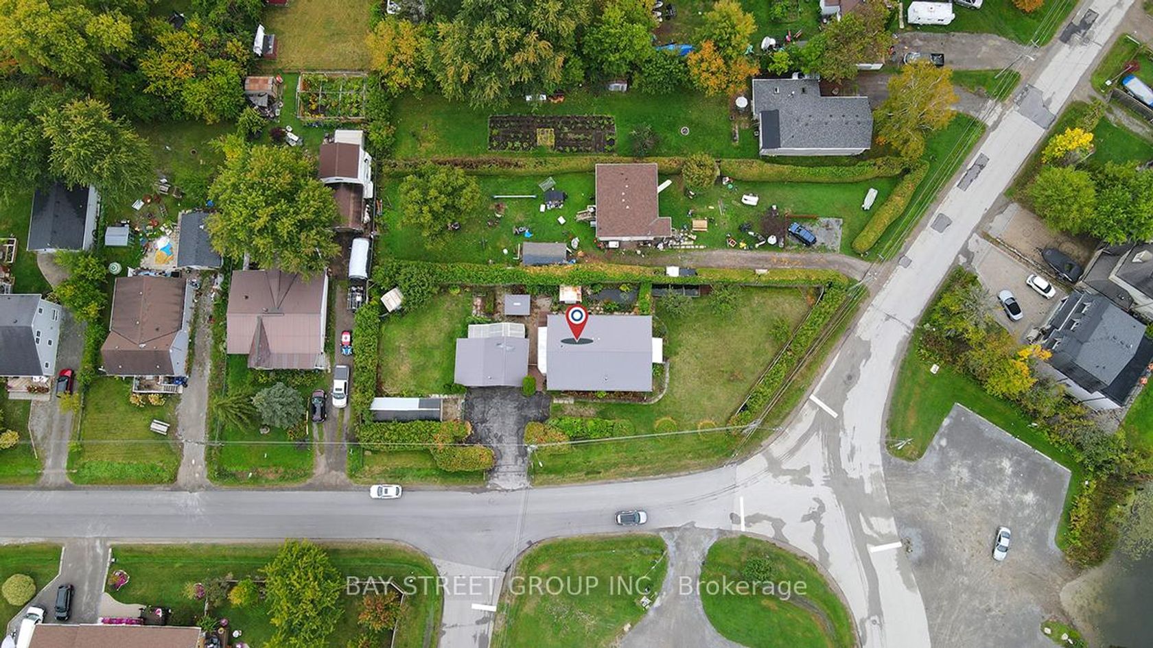 381 Walter Drive, Keswick South, Georgina photo number 2