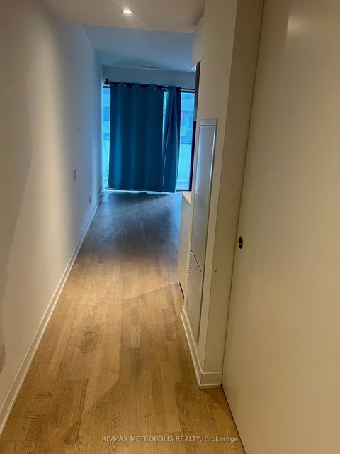 Photo 12 at 1805 - 161 Roehampton Avenue, Mount Pleasant West, Toronto Photo 12 at 1805 - 161 Roehampton Avenue, Mount Pleasant West, Toronto