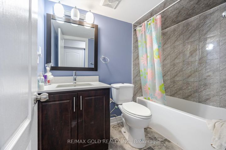 Photo 27 at 8 Washburn Road, Bram East, Brampton
