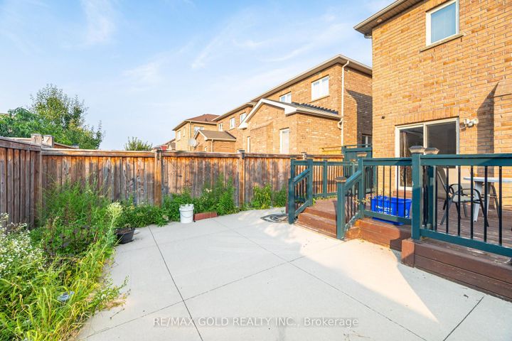 Photo 28 at 8 Washburn Road, Bram East, Brampton