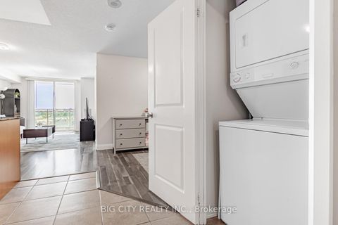 Photo 9 at 10H - 6 Rosebank Drive, Malvern, Toronto Photo 9 at 10H - 6 Rosebank Drive, Malvern, Toronto