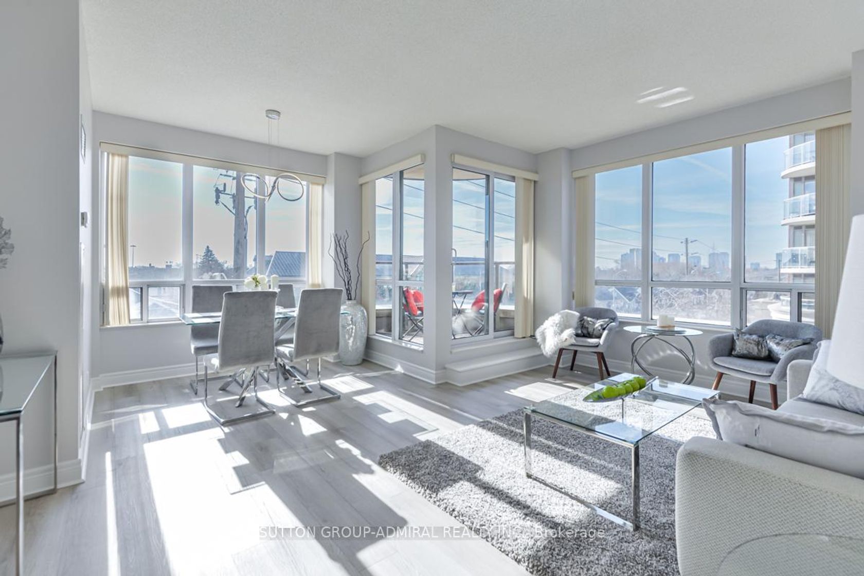 309 - 1 Clairtrell Road, Willowdale East, Toronto 