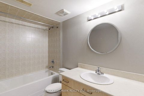 Photo 31 at 420 Paradelle Drive, Oak Ridges Lake Wilcox, Richmond Hill